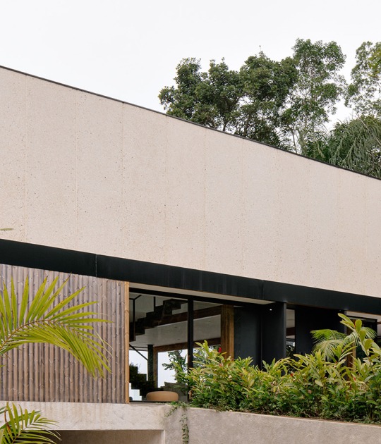 Casa LWF por Patrícia Martinez Arquitetura. Fotografía por Fran Parente
