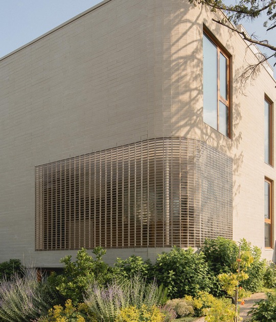 "The Lens" by MU Architecture. Photograph by Raphaël Thibodeau
