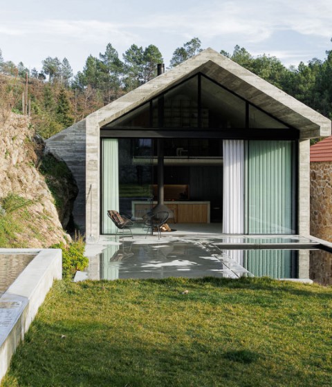 TheVagar Country House by David Bilo and Filipe Pina
