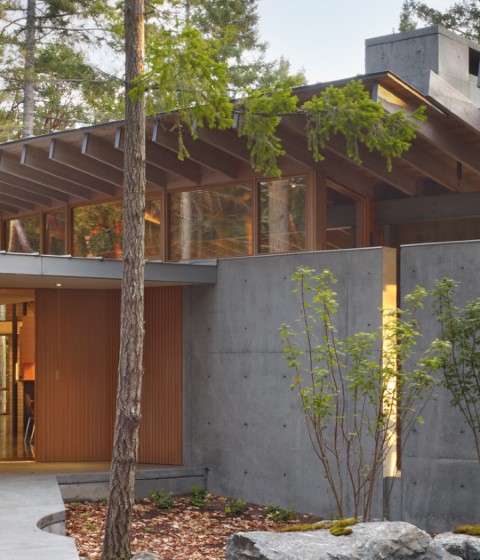 Suncrest por Heliotrope Architects. Fotografía por Ben Schneider