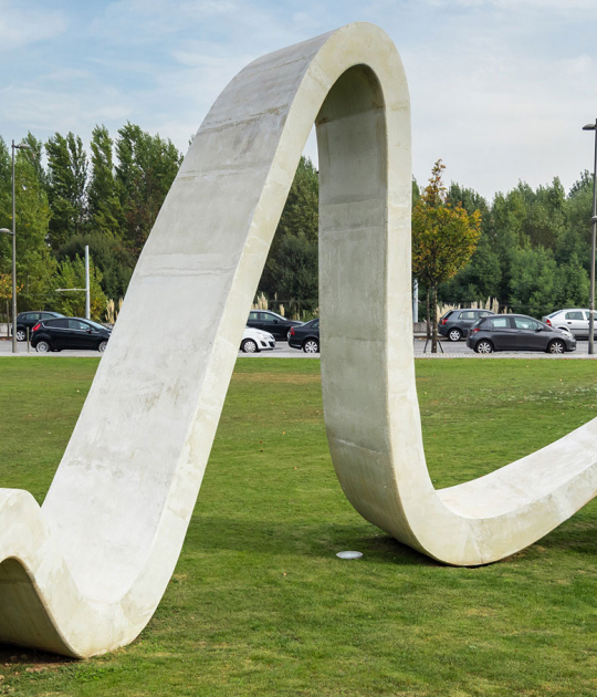 Loop by FAHR0213. Photograph by João Morgado