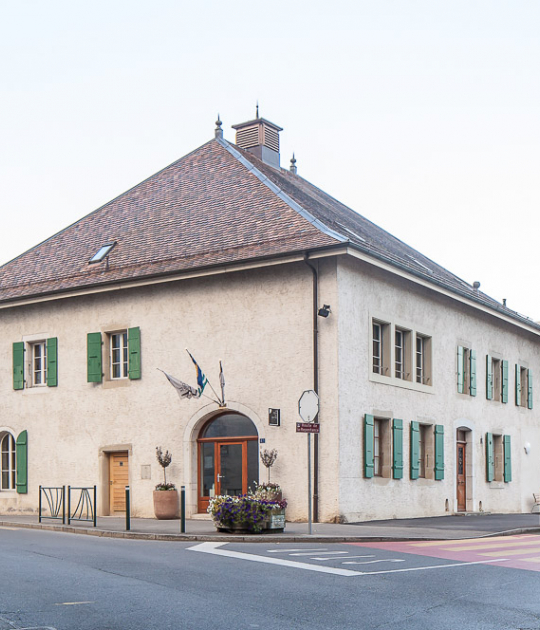Nueva escuela Meinier por Mue Atelier d'Architecture. Fotografía por Arnaud Schelstraete