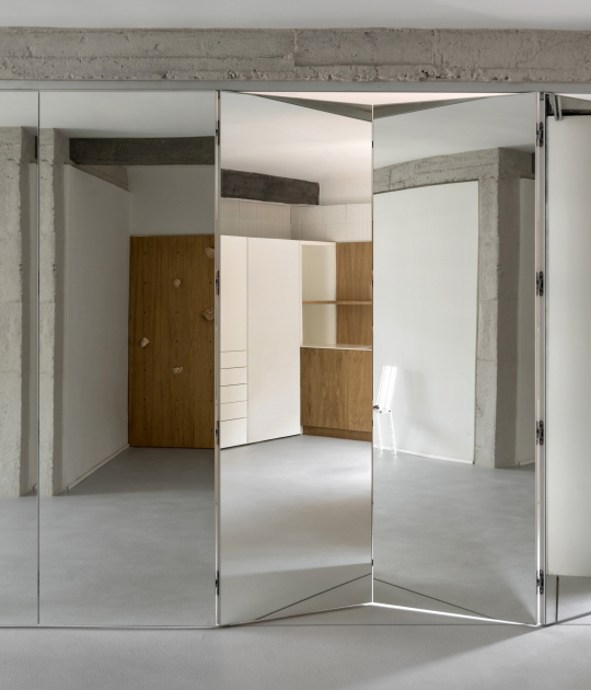 Non Binary Cross Space by PACHÓN—PAREDES. Photograph by Luis Asín