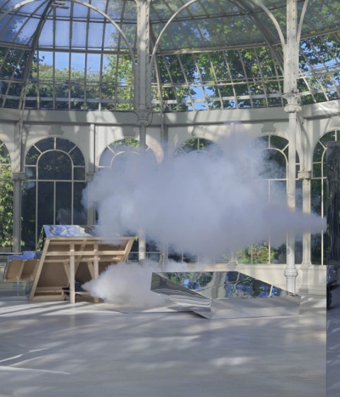 Vista de la exposición Pauline Boudry / Renate Lorenz. El cristal es mi piel, 2022. Fotografía por Annik Wetter