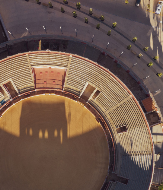 Remodelling of the surroundings of Alcázar de San Juan bullring by Ramos Alderete. Photograph by Alberto Amores.