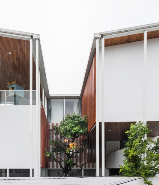 P&T House by SILAA and BHA. Photography by Hiroyuki Oki and Ngo Van Quyen