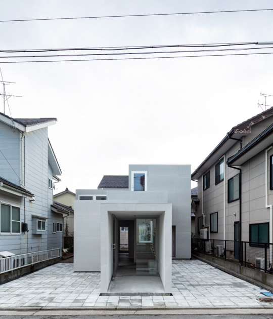 Figure - Ground by Takuya Hosokai. Photograph by Naomichi Sode