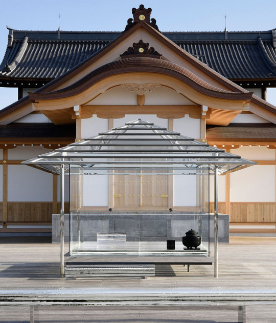 KOU-AN Glass Tea House by Tokujin Yoshioka. Photograph © Yasutake Kondo