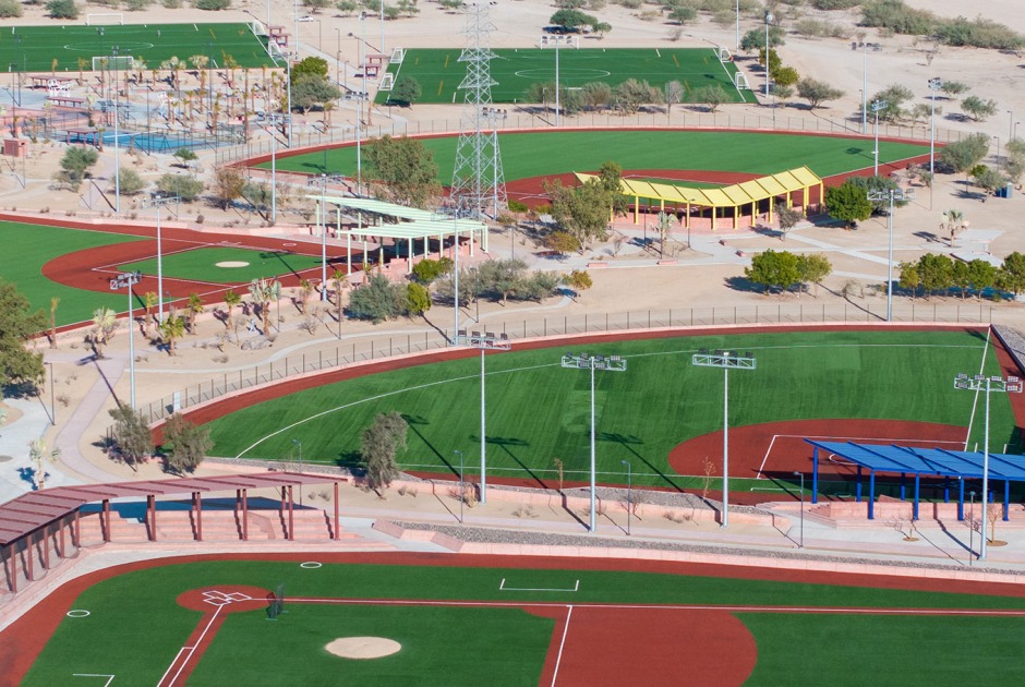 Conjunto Deportivo La Paz por CCA. Fotografía por Jaime Navarro, cortesía de Centro de Colaboración Arquitectónica (CCA)