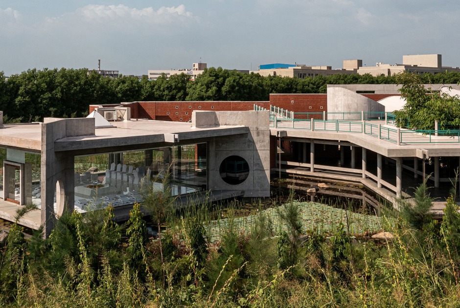 SAIL Centre by Studio Naqshbandi. Photograph by Tarun Hirapara, Ishita Sitwala, Mona Doctor-Pingel, Mihir R. Desai SAIL Centre by Studio Naqshbandi. Photograph by Tarun Hirapara, Ishita Sitwala, Mona Doctor-Pingel, Mihir R. Desai