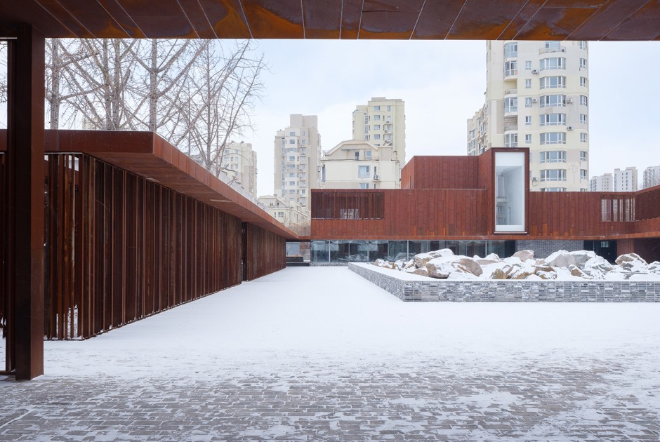 The Yard, Dalian Cultural Center by Neri&Hu. Photograph by Zhu Runzi