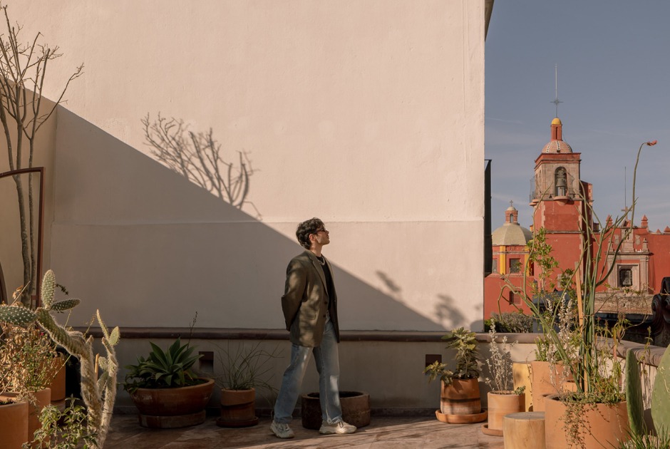 LGBTQ+ Community Center “Casa de Rubén” by Intersticial Arquitectura. Photograph by Ariadna Polo