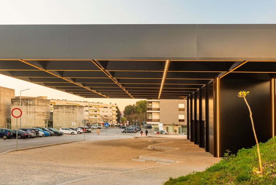 Centro Intermodal de Lousada por Spaceworkers. Fotografía por Fernando Guerra | FG+SG
