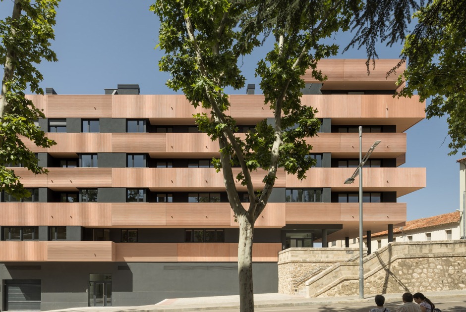 Edificio Magno por Javier Prieto Arquitectos. Fotografía por Germán Cabo