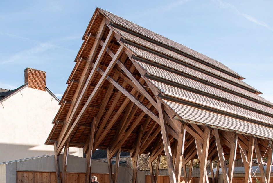 Missillac Market by LAUS architectes. Photograph by Gaëtan Chevrier