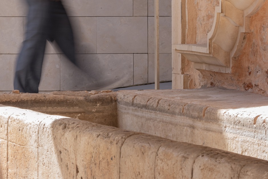 Abeurador Santanyi by Rambla9 Arquitectura. Photograph by Fran Alonso