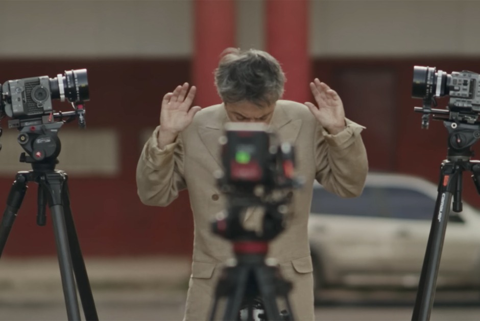 «Advertencia» por Babasónicos 