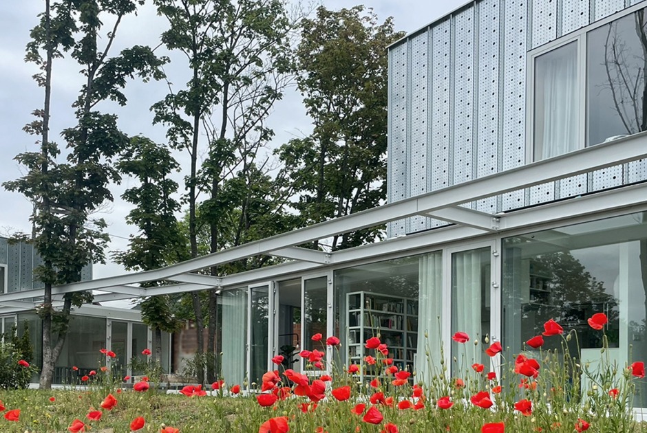 «Double Villa Bukovac» por njiric+ arhitekti. Fotografía por private archive