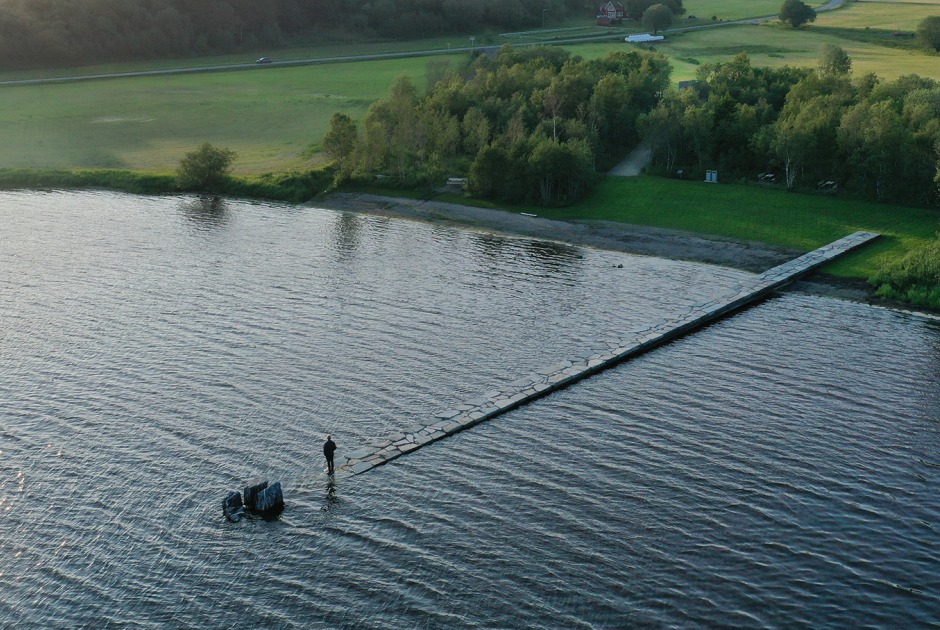 "Sundshopen", Norwegian Scenic Routes by Rever and Drage. Photograph by Tom Auger