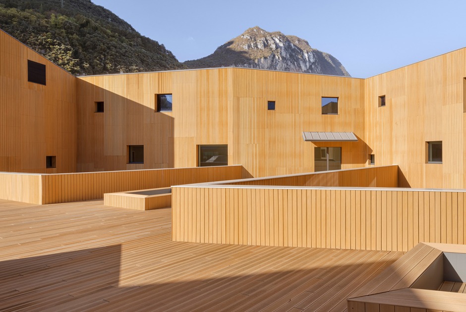 Comunidad de atención residencial «La Ciudadela Acogedora» por Cino Zucchi Architetti. Fotografía por Davide Galli 