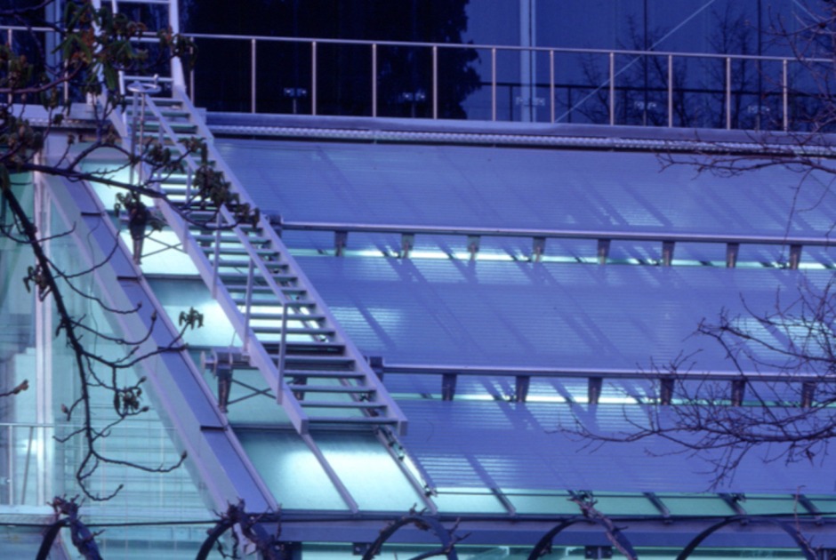 Invernadero del Real Jardín Botánico de Madrid (1991-1992) por Ángel Fernandez Alba. Fotografía por Reto Halme