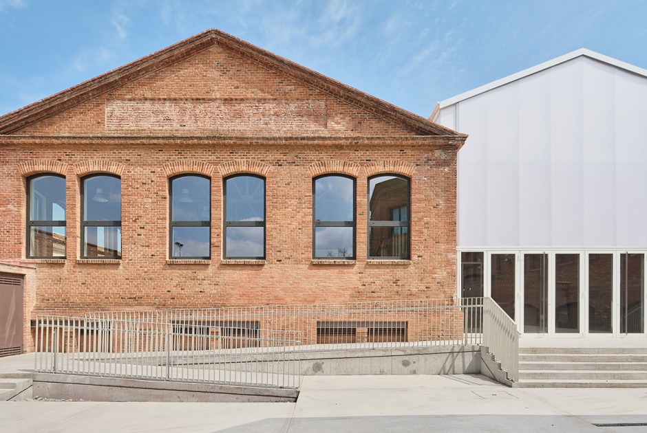 Sallarès Deu por JAAS. Fotografía por Adrià Goula