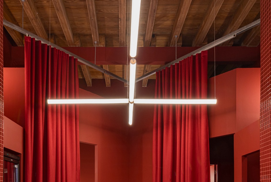 Vinoteca Z13 by ALFADA Estudio. Photograph by Juanca Lagares