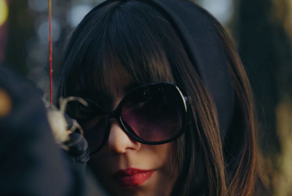 Un beso por Nicoletta Spinelli, Adanowsky