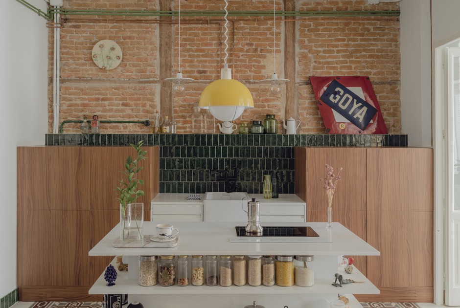 "Eat, enjoy, love" by Tural Studio. Photograph by Alberto Amores