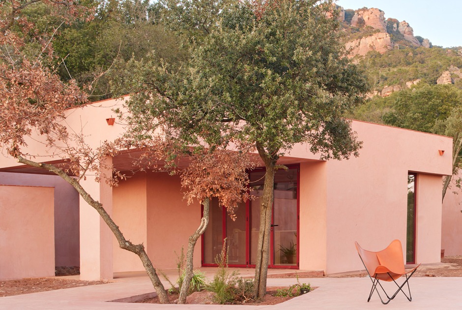 «Casa Sota la Mola» por Twobo. Fotografía por José Hevia