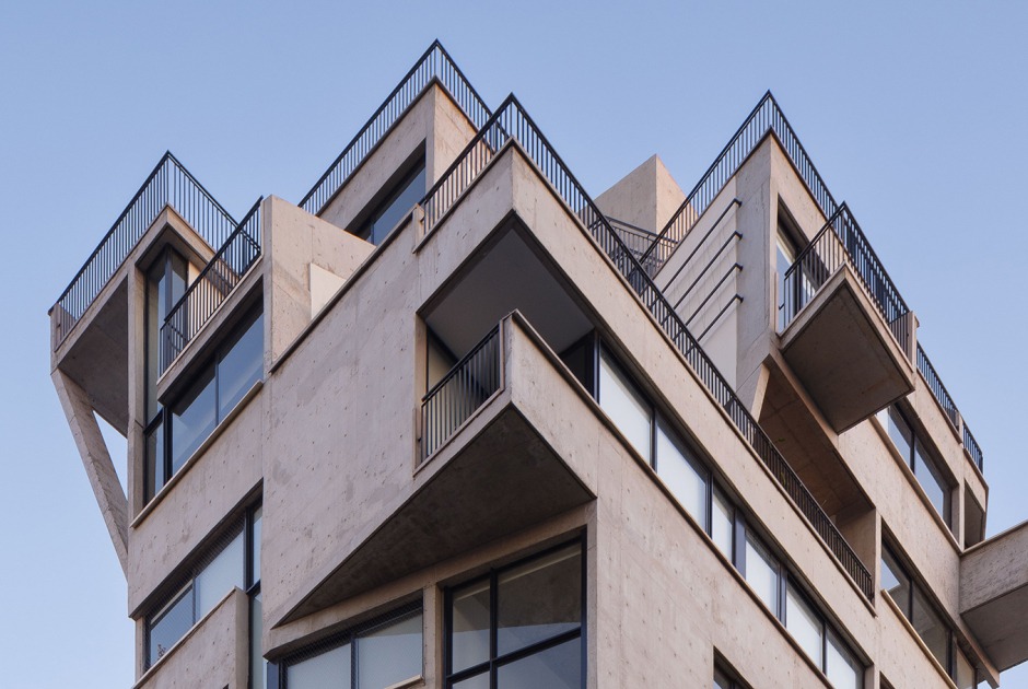 BLOCK Building by Ariel Jacubovich Oficina de Arquitectura. Photograph by Javier Agustín Rojas