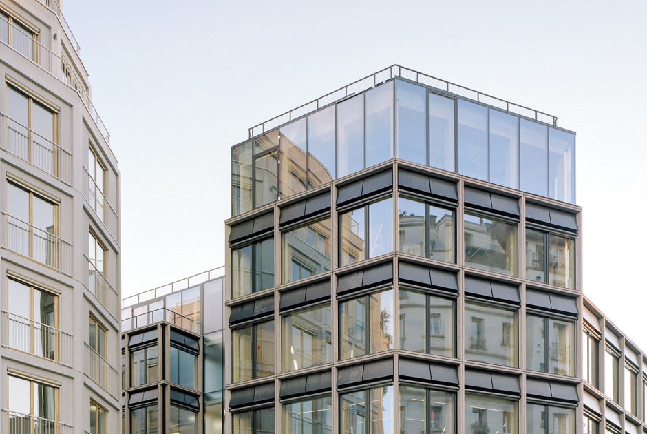 206 Lafayette - Restructuring and Densification of a Mixed-Use Block Including Offices, Social Housing and Stores by DATA architectes + THINK TANK architecture. Photograph by Maxime Delvaux