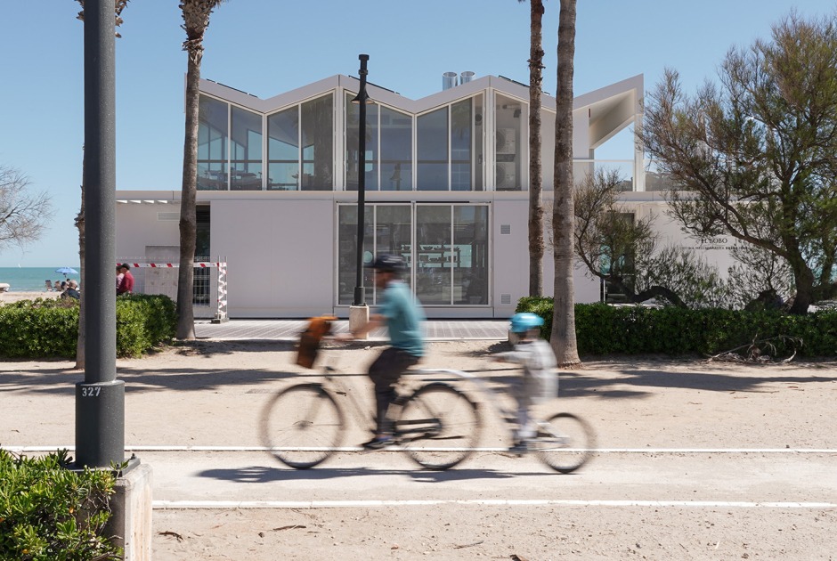 El Bobo Restaurant by Jorge Quesada + Casas inHAUS. Photograph courtesy of Casas inHAUS 