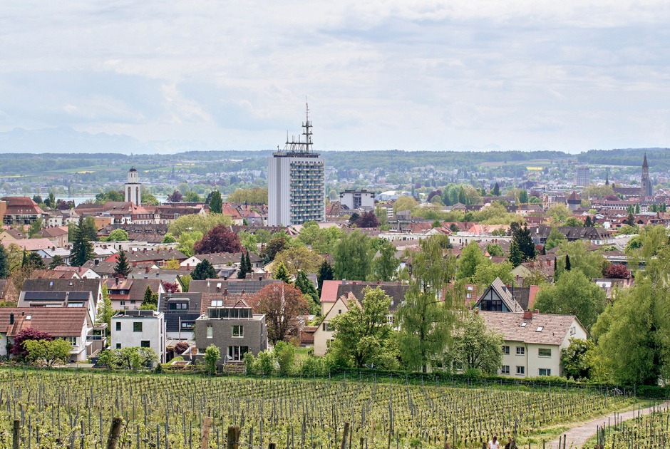 Telekom Tower by Sauerbruch Hutton. Photograph by Helmuth Scham BFF