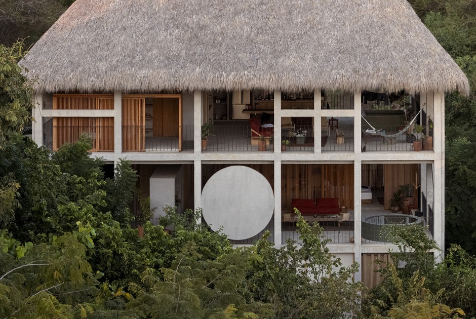"Casa Eva" by S-AR. Photograph by César Belio C B S T D