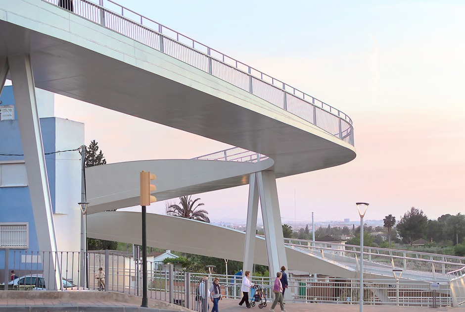 Molina de Segura footbridge by FVAI. Photography by Milena Villalba
