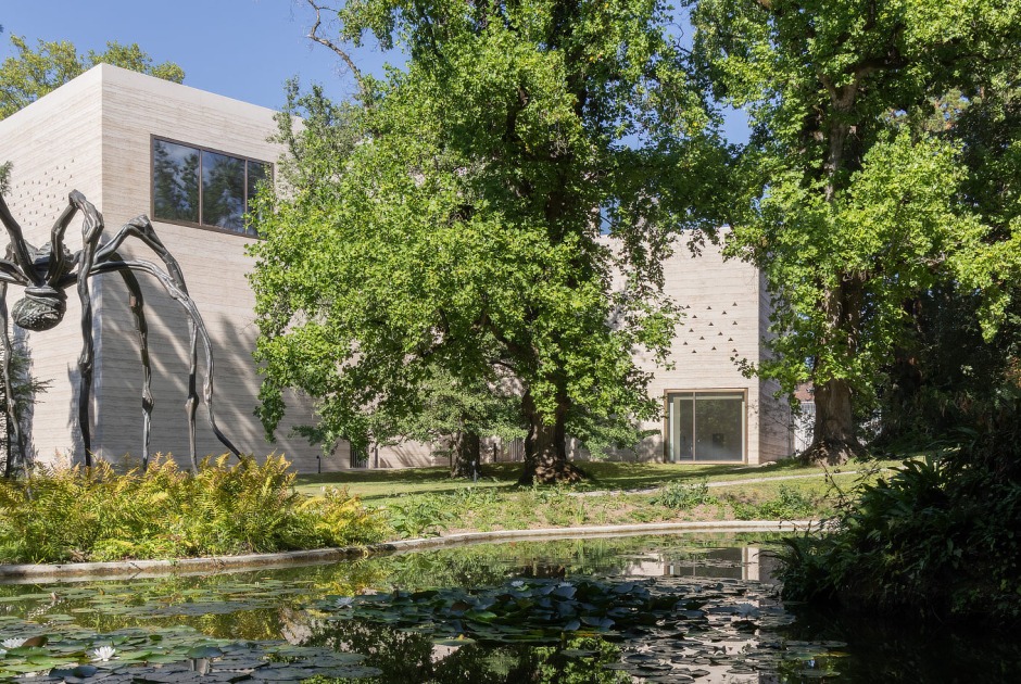 Expansion of the Fondation Beyeler by Peter Zumthor. Photograph by Iwan Baan