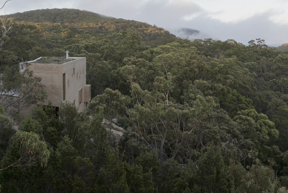 EA House by Bokey Grant. Photograph by Clinton Weaver