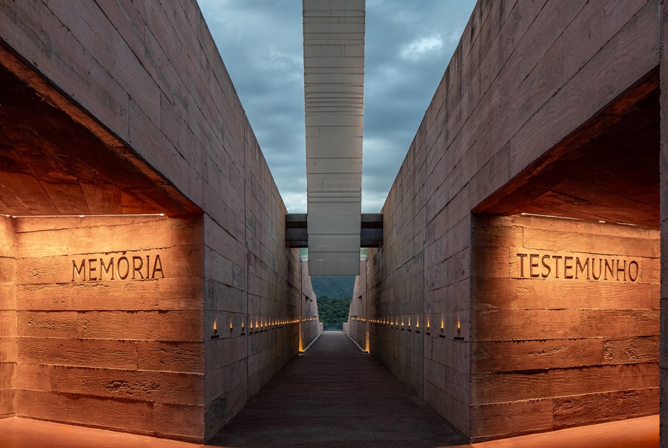 Brumadinho Memorial by Gustavo Penna Arquitetos Associados. Photography by Pedro Mascaro