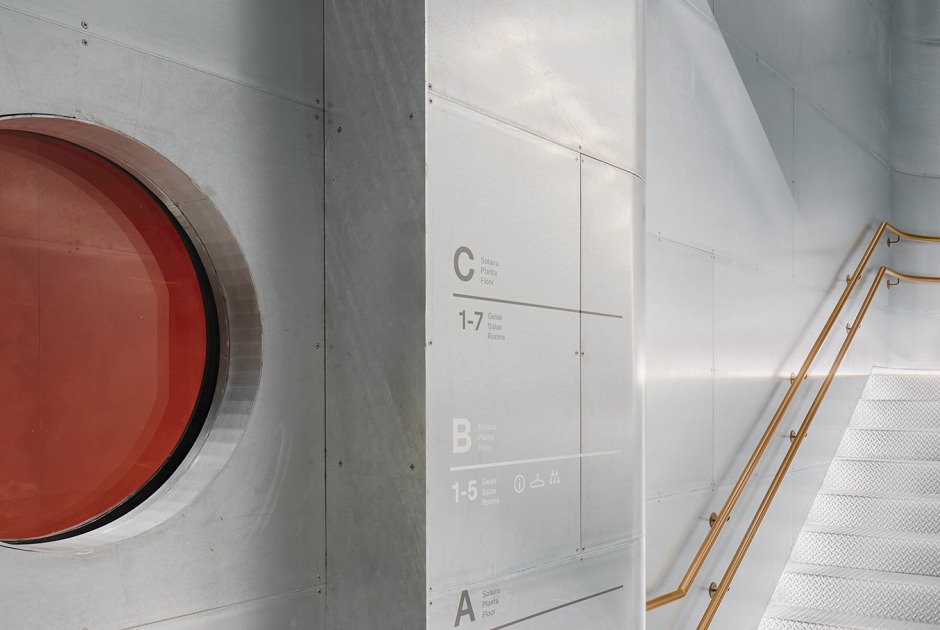 Space Alkar contemporary art collection by estudio Herreros. Photography by José Hevia.