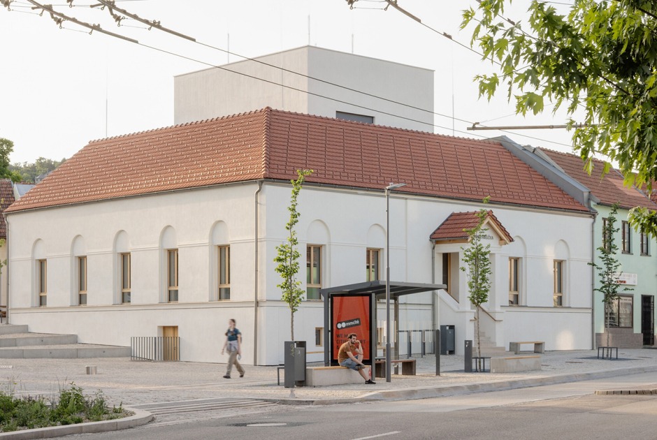 Stará hasička Cultural and Community Centre by Schwerpunkt. Photograph by Matej Hakár