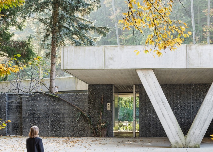 Banánka house by Paulíny Hovorka Architects. Photograph by Matej Hakár