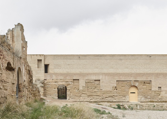Intervention in the Royal Monastery of Santa Maria de Sijena by Pemán y Franco + Sebastián Arquitectos. Photograph by Iñaki Bergera