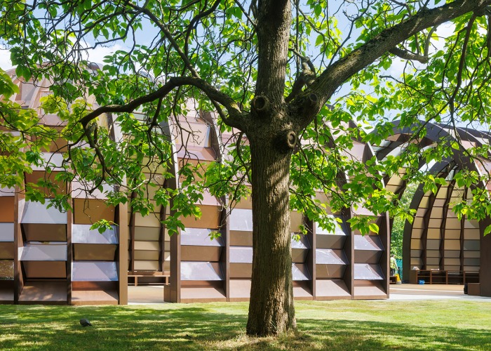 Exterior view. Serpentine Pavilion 2025. A Capsule in Time, by Marina Tabassum, Marina Tabassum Architects (MTA). Photograph by Iwan Baan. Courtesy of Serpentine