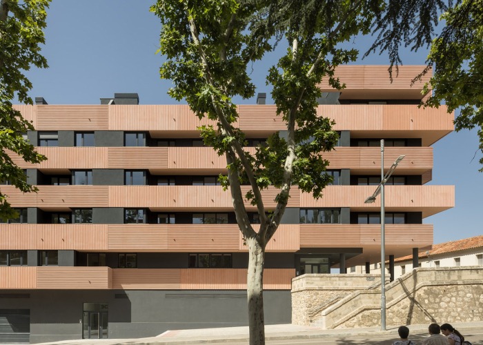 Magno Building by Javier Prieto Arquitectos. Photograph by Germán Cabo