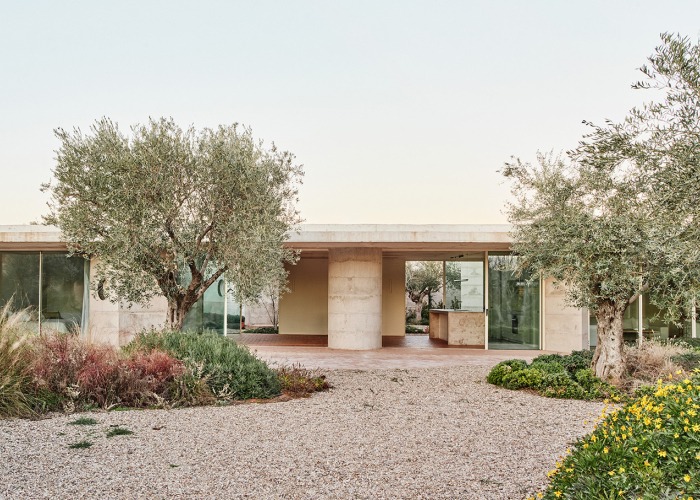 Casa Calera y Chozas por Jorge Vidal. Fotografía por Jose Hevia