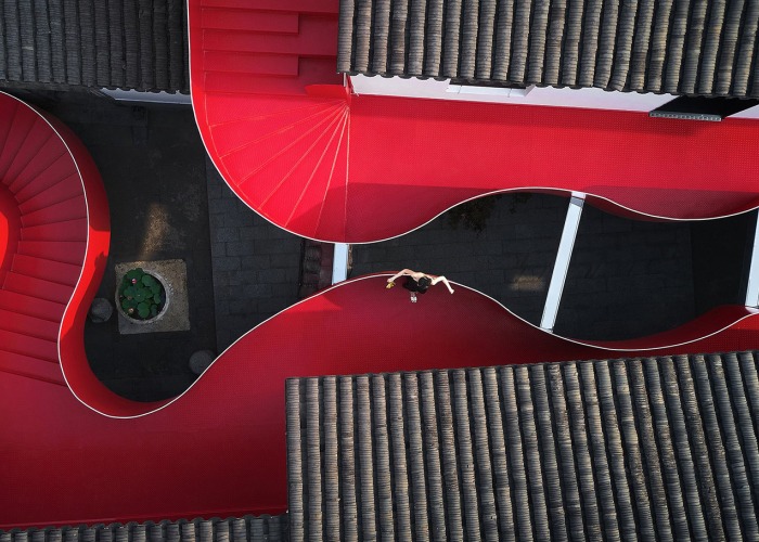 Big Red Crayfish by Dayi Design. Photograph by Cong Lin