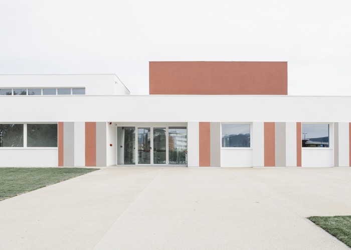 Guardería en Via dell’Aquamarina por Studio Associato di Architettura LERUA. Fotografía por Cedric Dasesson