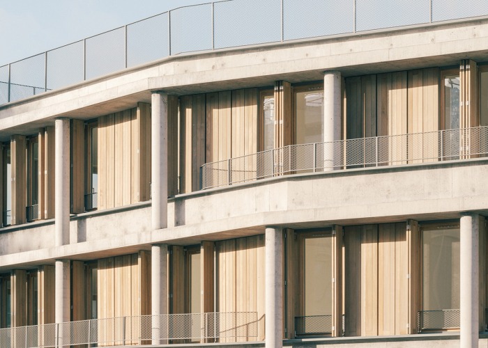 36 viviendas sociales por Nicolas Hugoo Architecture. Fotografía por Charly Broyez