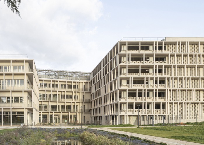 Instituto de Formación Paramédica Eure (IFPE) por VIB Architecture. Fotografía por Cyrille Lallement